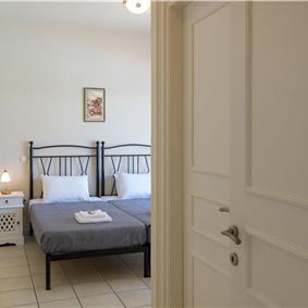 3 bedroom villa with heated pool in Kassiopi, Corfu, sleeps 6